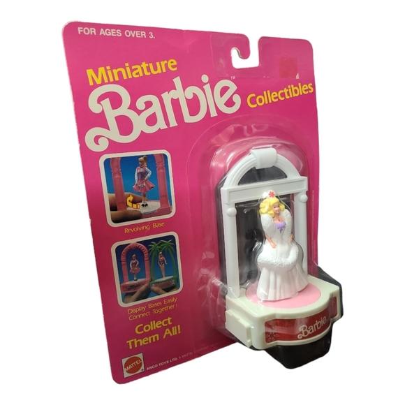 Vintage 1989 Mattel Miniature Barbie  "Happy Holidays Barbie 1988" - Picture 9 of 12